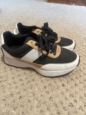 Dolce Vita Black White Tan Platform Sneakers